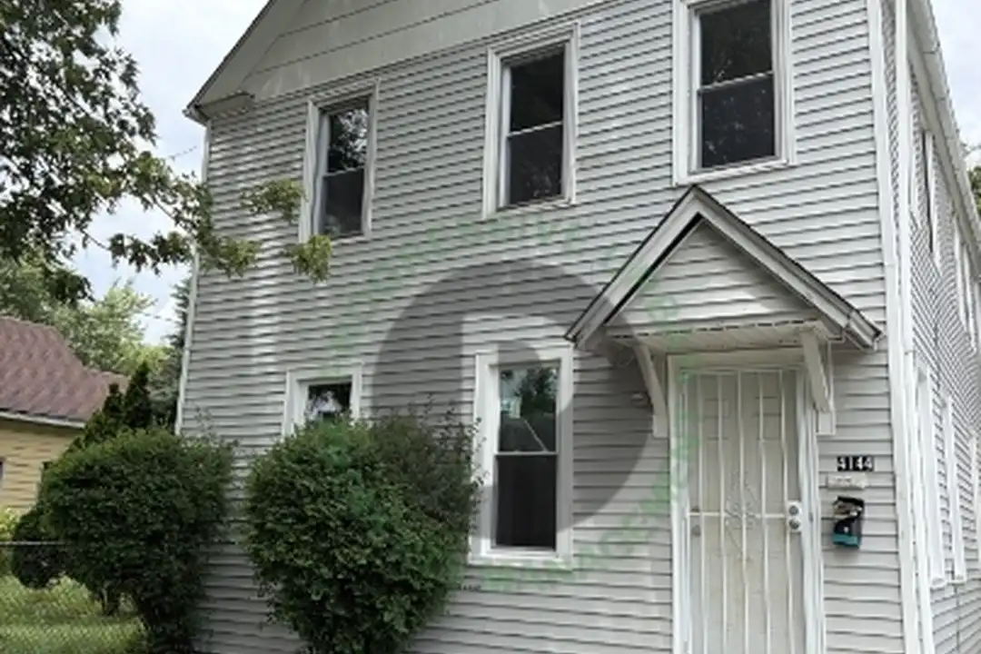 4144 Hyde Ave – photo 1