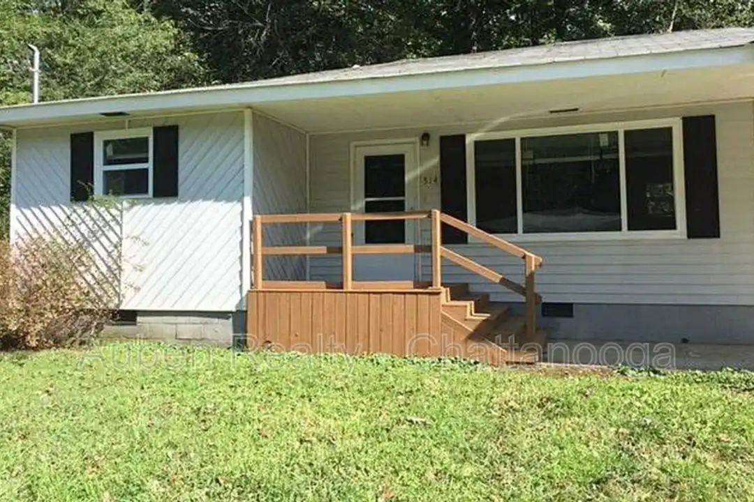 514 Lullwater Rd – photo 1