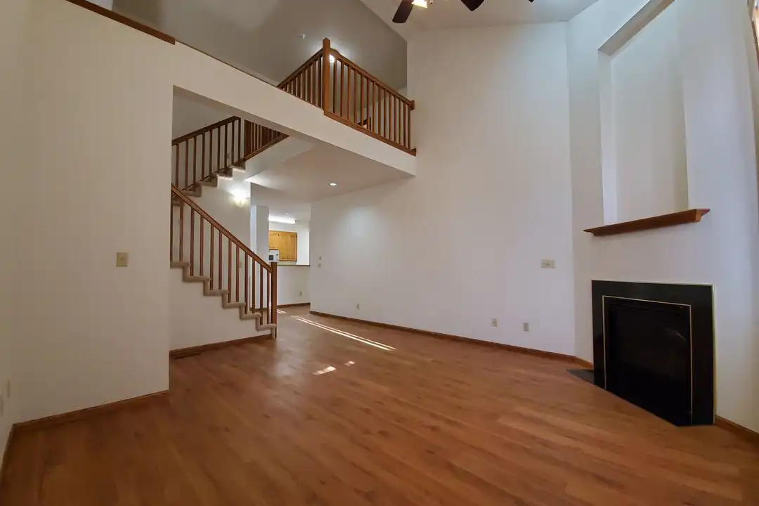 3133 23rd Ave S unit 3133 23rd Southwest C – photo 1