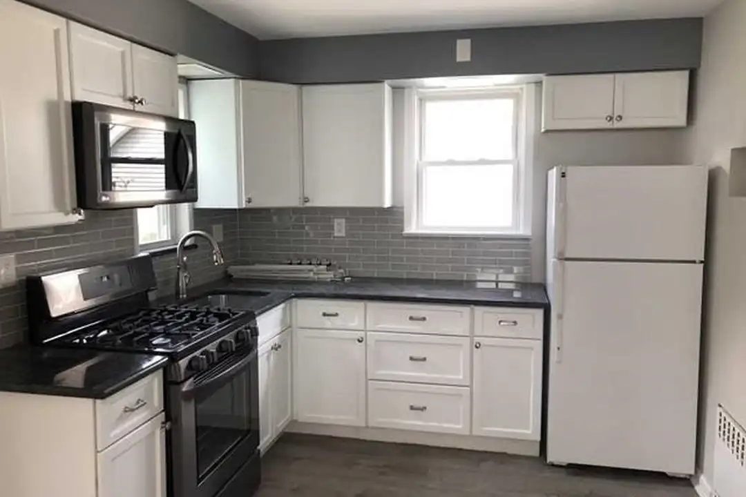 166 Carmita Ave #2 - View 2
