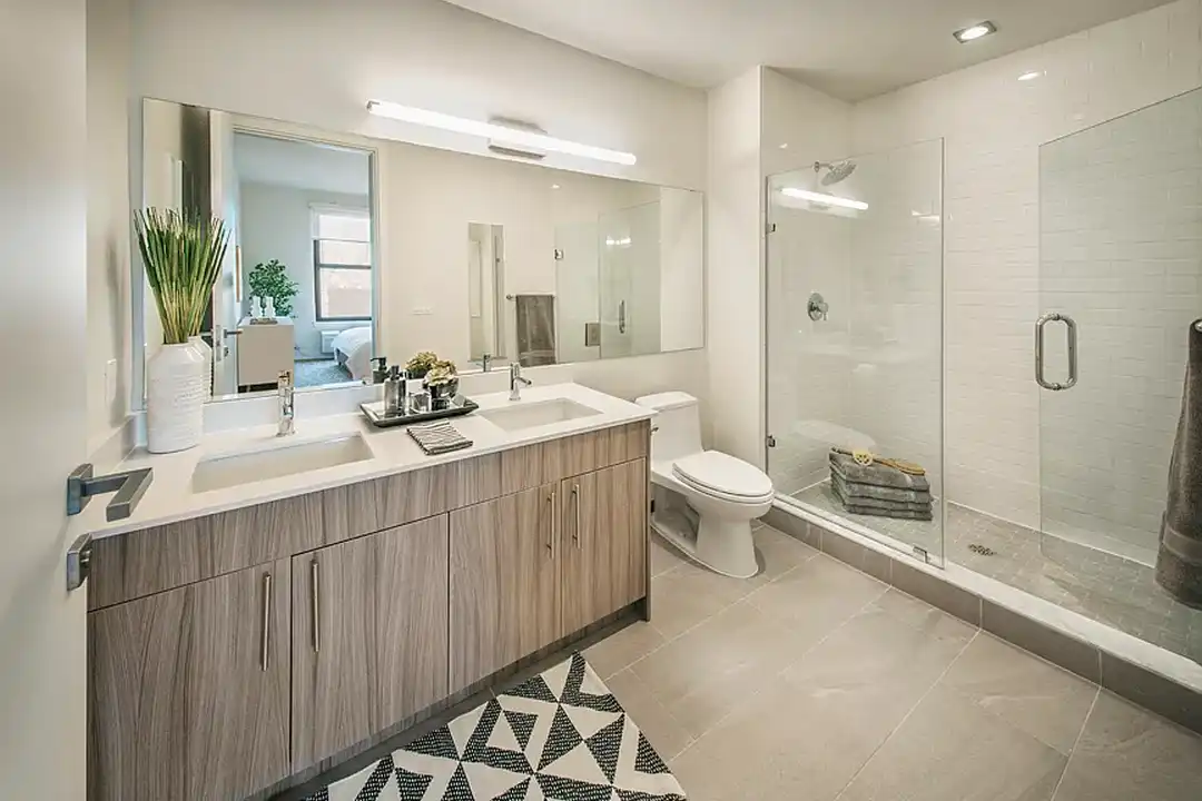 333 GRAND STREET – photo 1
