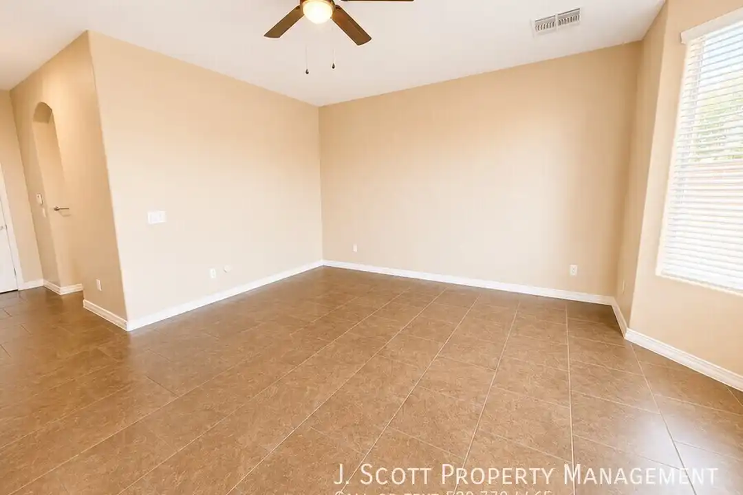 House in Phoenix, South Mountain - View 4