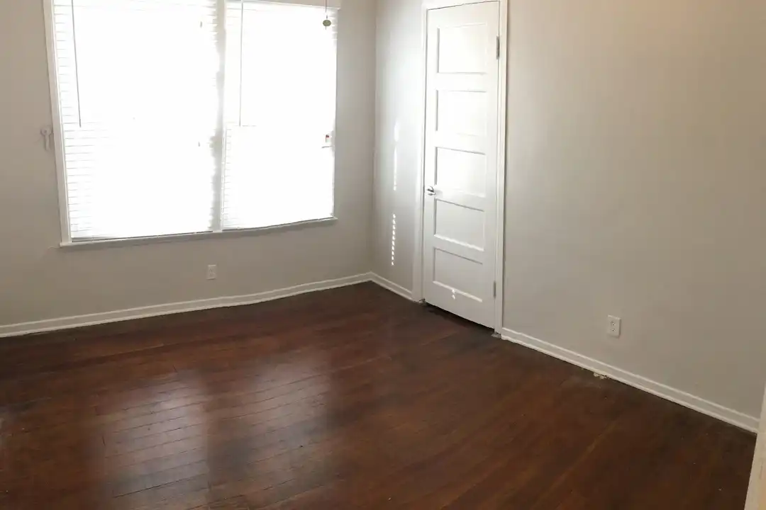 320 N Avenue 52 unit 320-1 - More