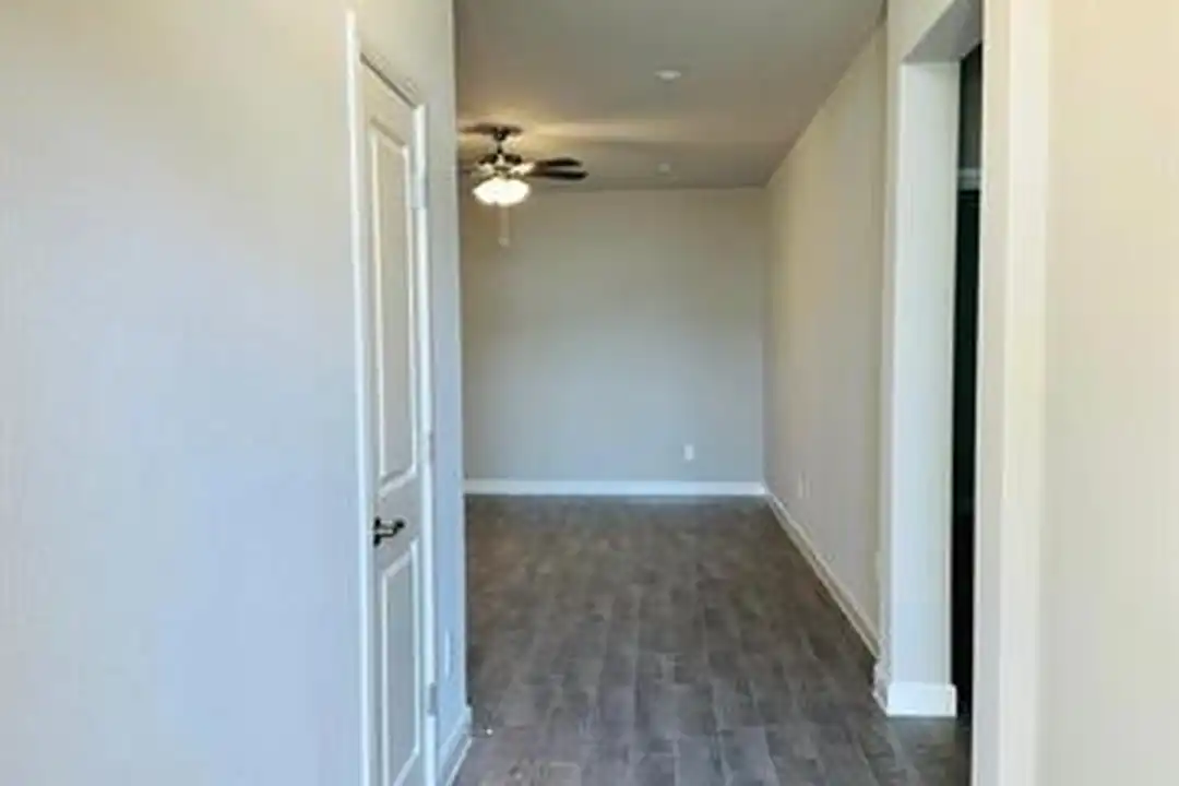 2516 Bellatrix Dr - View 5