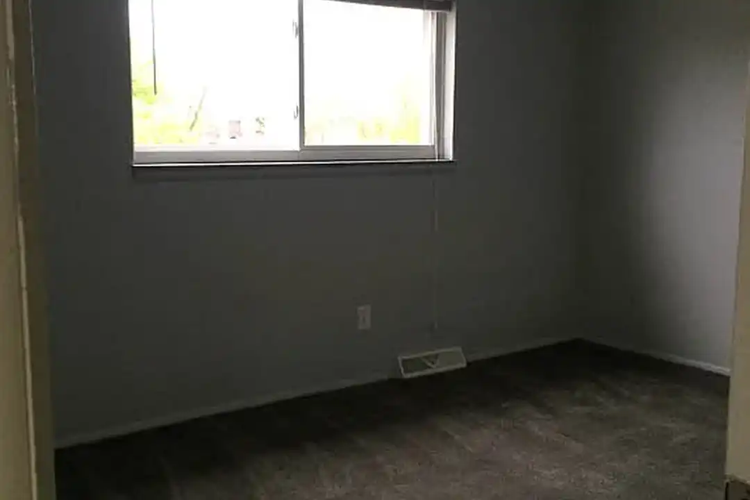 Garfield Villa Apartments – photo 1