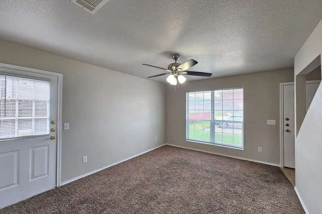4005 Nadine Dr unit 4005 Nadine Drive - D - View 5