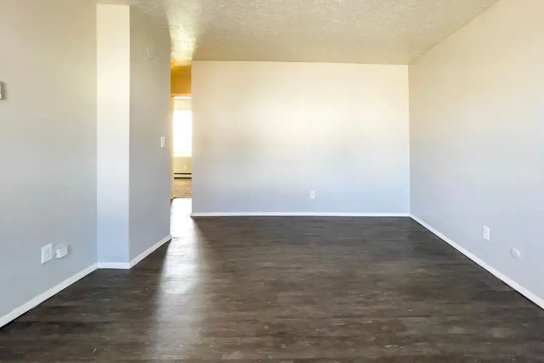 1701 E 14th St unit Apt. 01 - View 4
