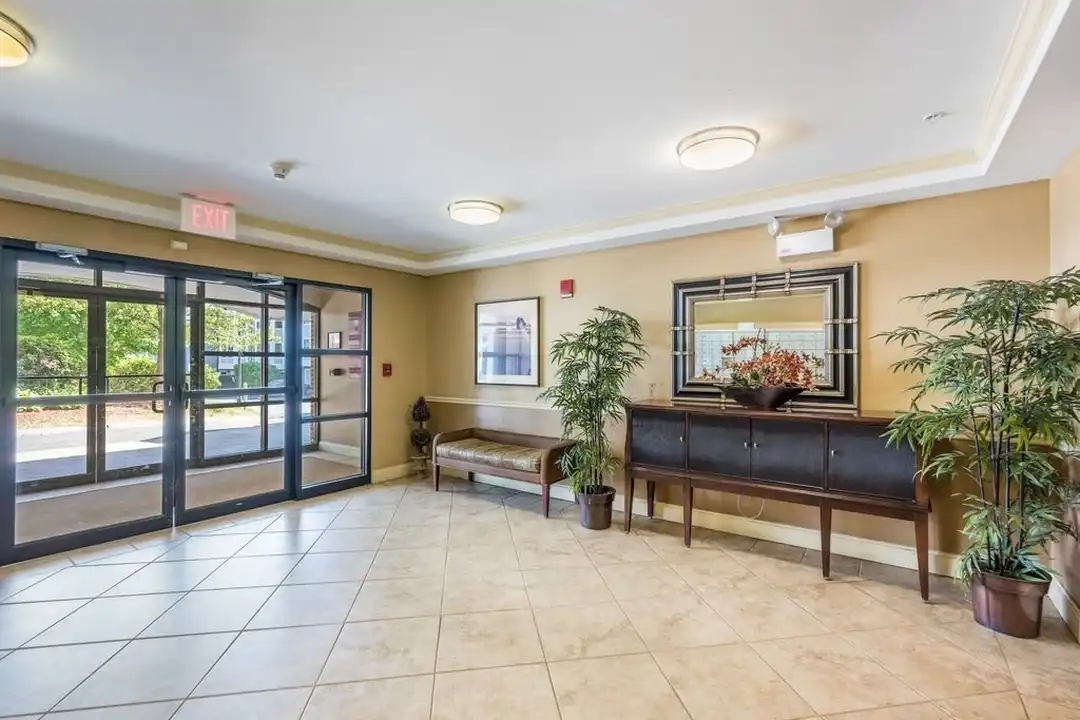 318 Rindge Ave unit 406 - View 3