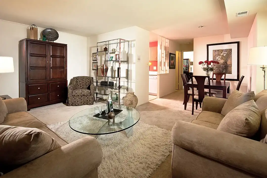 Windbrooke Apartments – photo 1 of 6