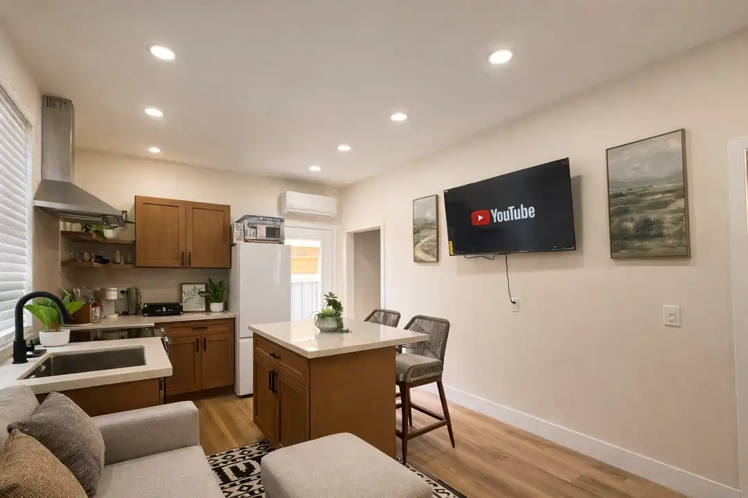 27280 Arla St unit 1 – photo 1