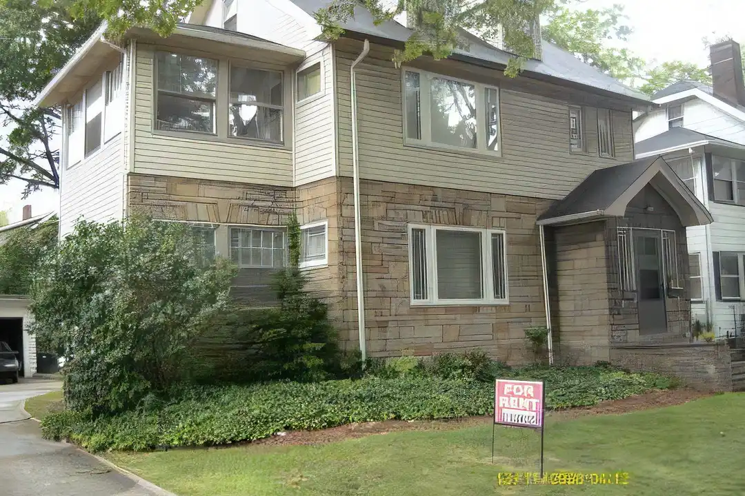 2134 Stillman Rd unit 1 – photo 1