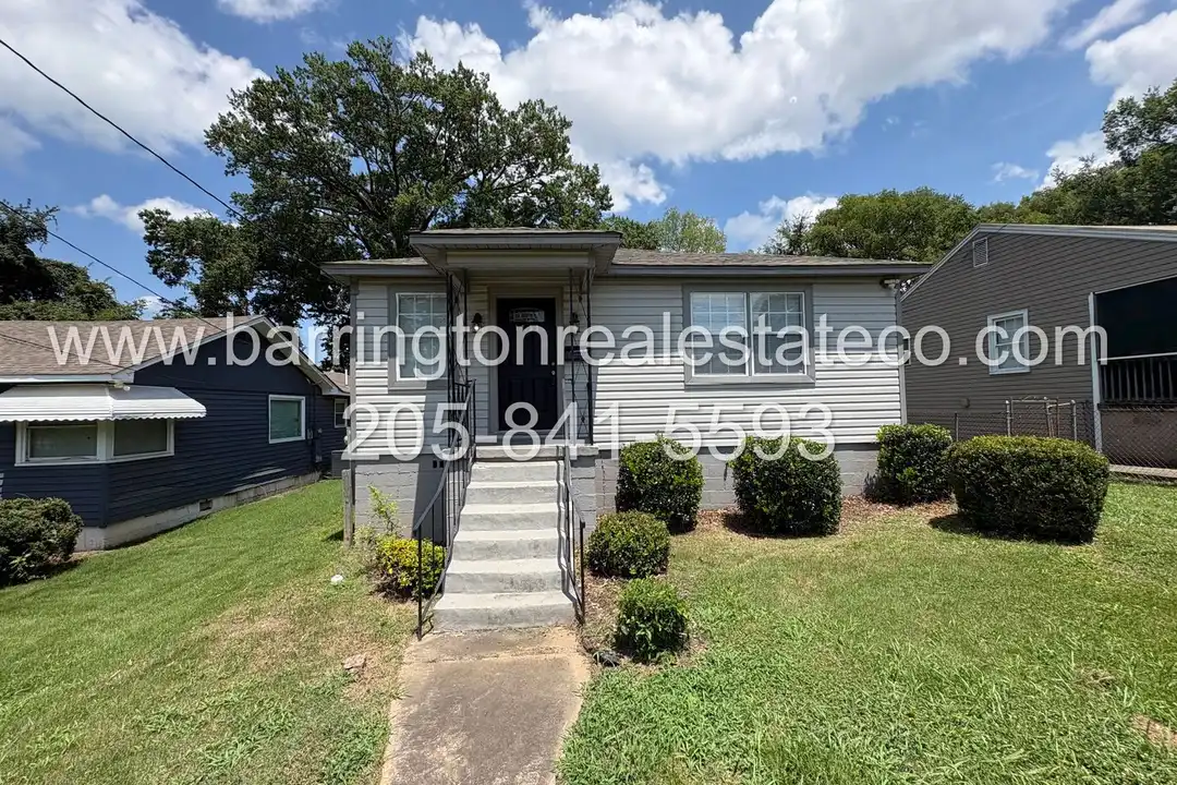 1733 28th St N – photo 1
