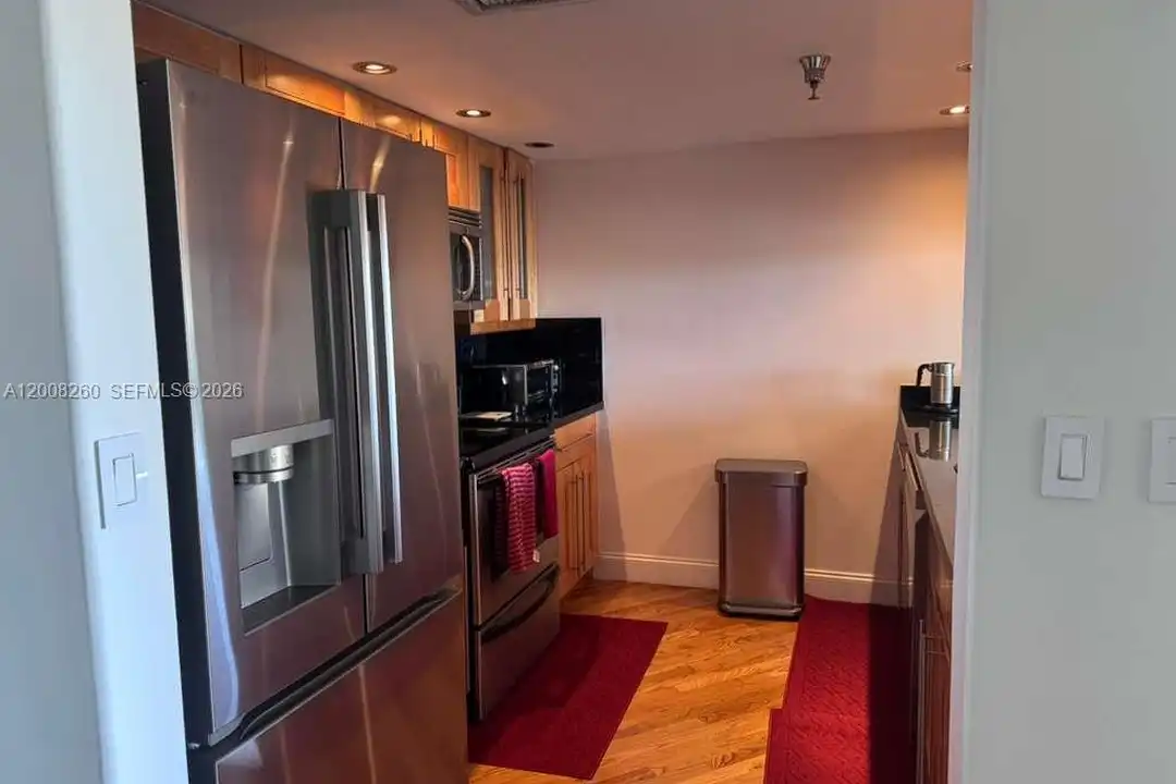2400 SW 3rd Ave unit 601 - View 4