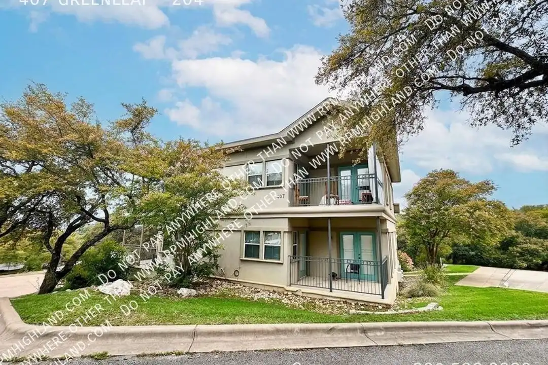 407 Green Leaf – photo 1 of 19