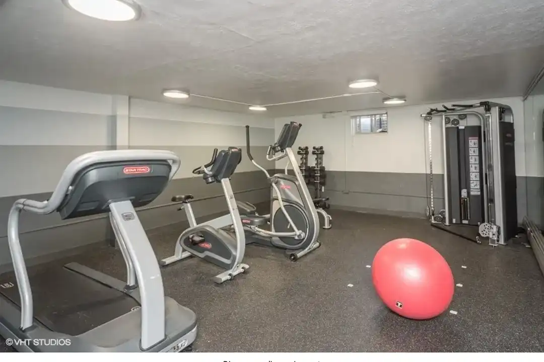 Bellaire Apartment Homes – photo 1