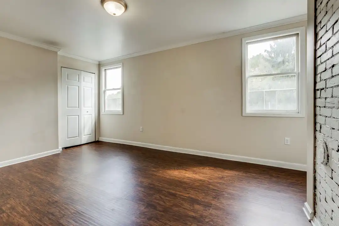 2623 S 18th St Pittsburgh, PA