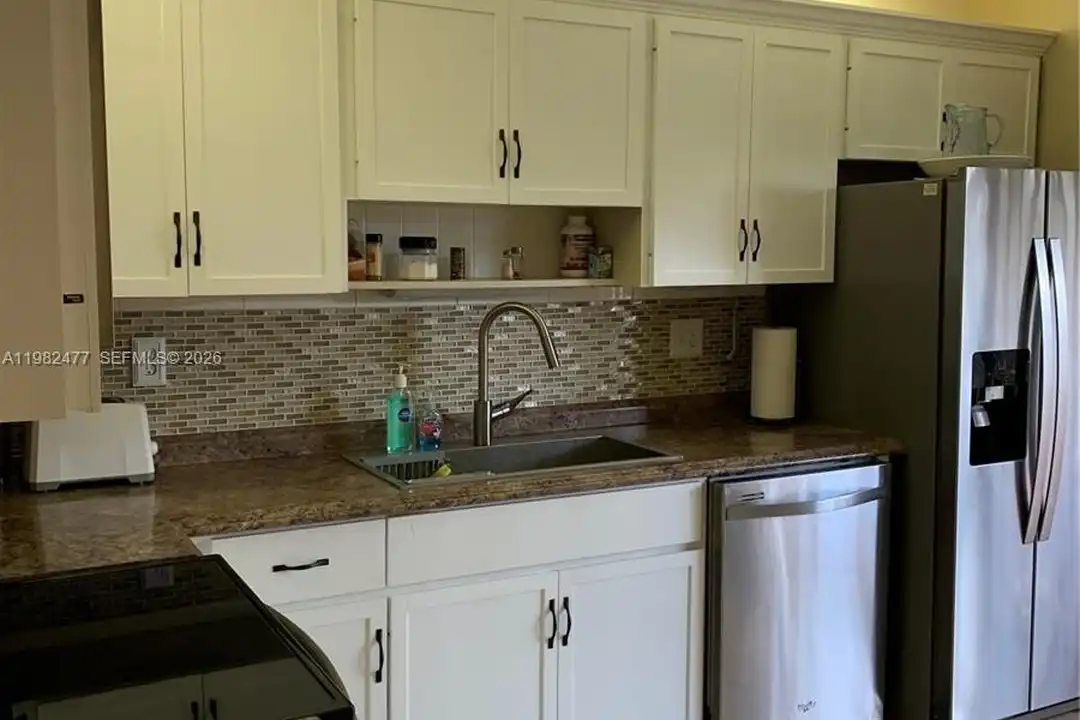 8042 SE Villa Cir #8042 - View 3
