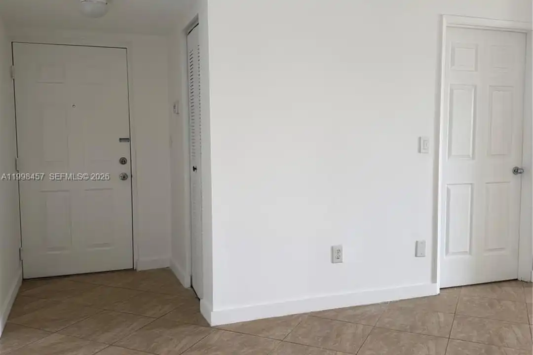 2640 S University Dr unit 308 - View 5