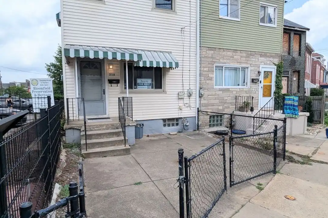 258 Edmond St – photo 1