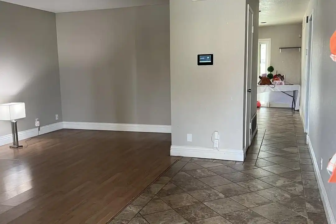 44107 Rodin Ave - View 2