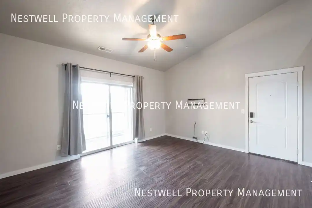 127 Jordan Ridge Boulevard - View 4