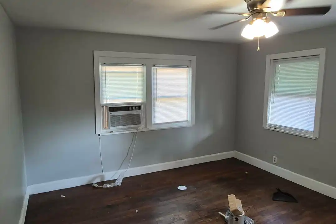 1210 E Broad St unit A - View 4