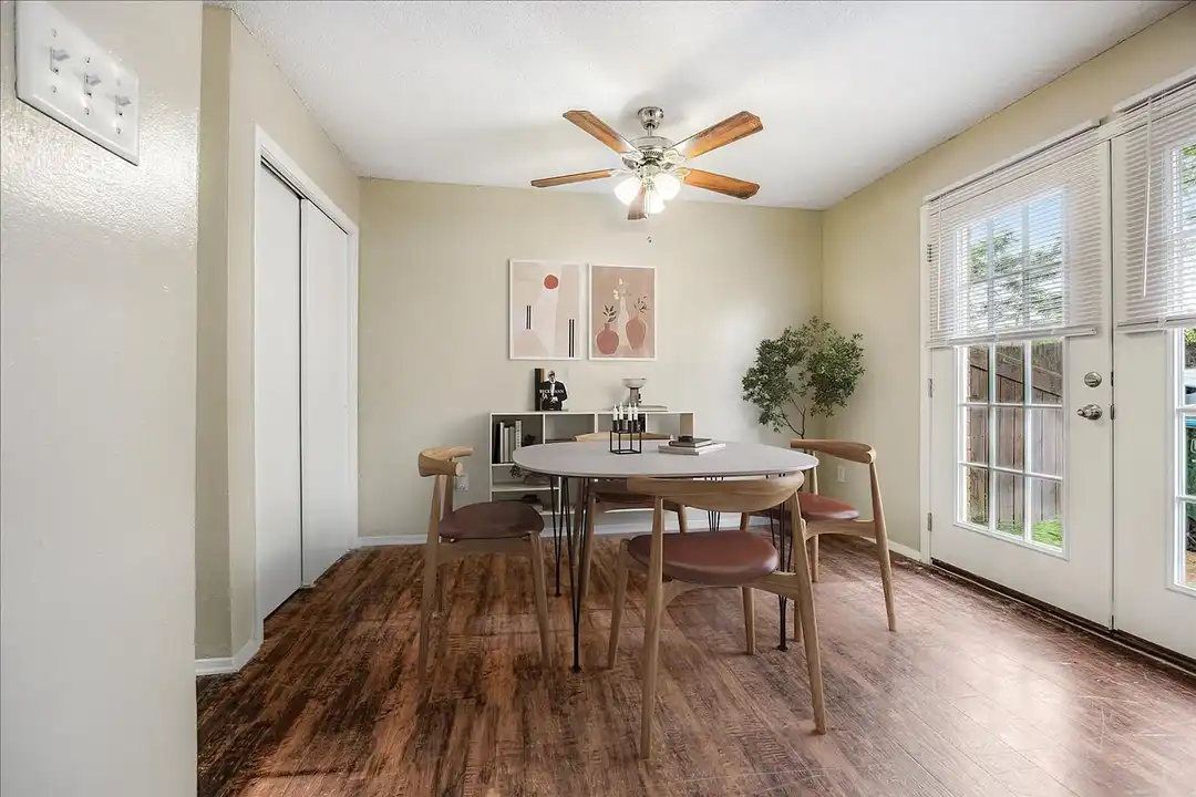 Chambliss Village Townhomes - Vista 6