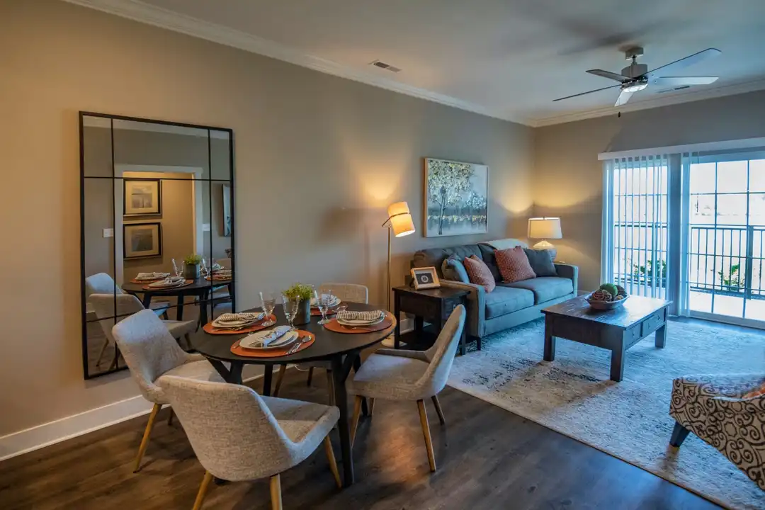 Apartment in Westfield - View 3