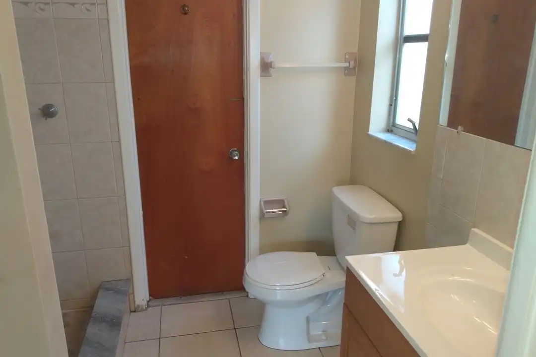 7724 Tyson Dr - More