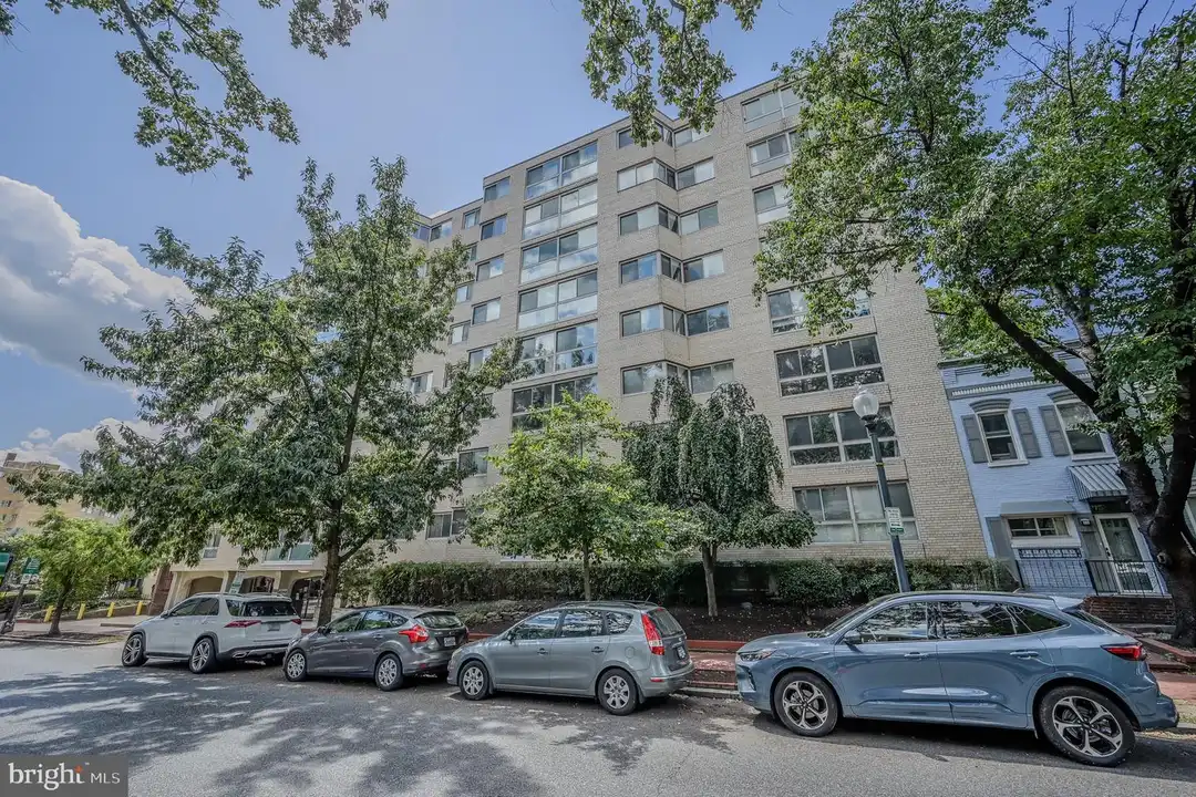 922 24th St NW unit 414 - View 3