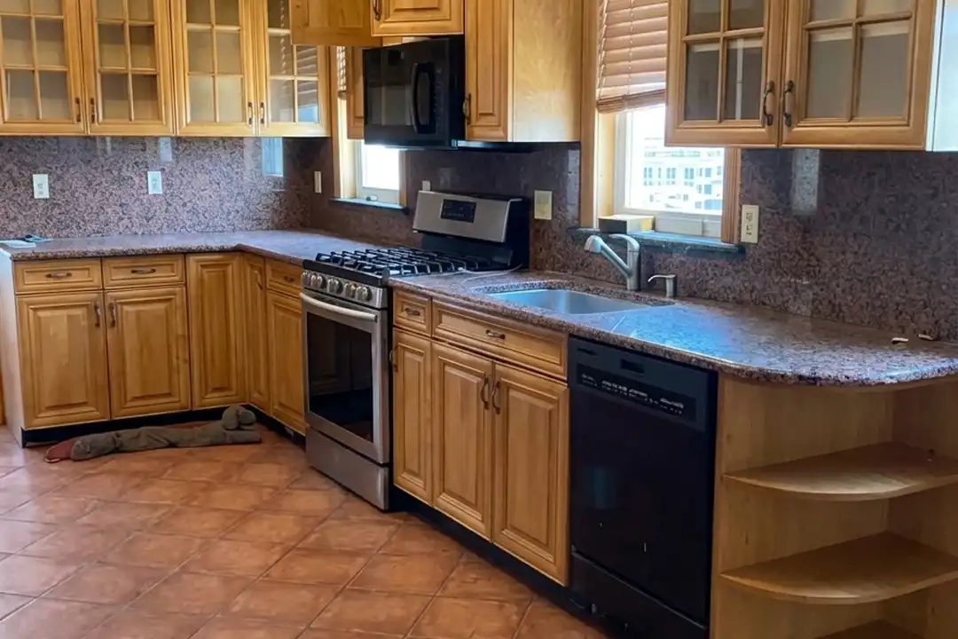 37 Quincy Ave unit 1 - View 6
