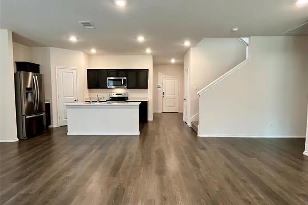 2304 Lattimore St - View 6