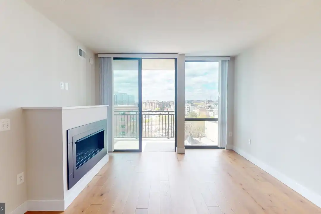 50 Florida Ave NE #823 - View 6