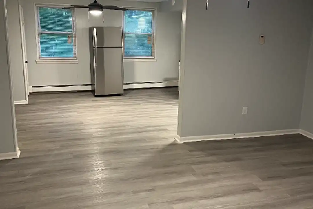 504 North Ave unit 1 - View 3