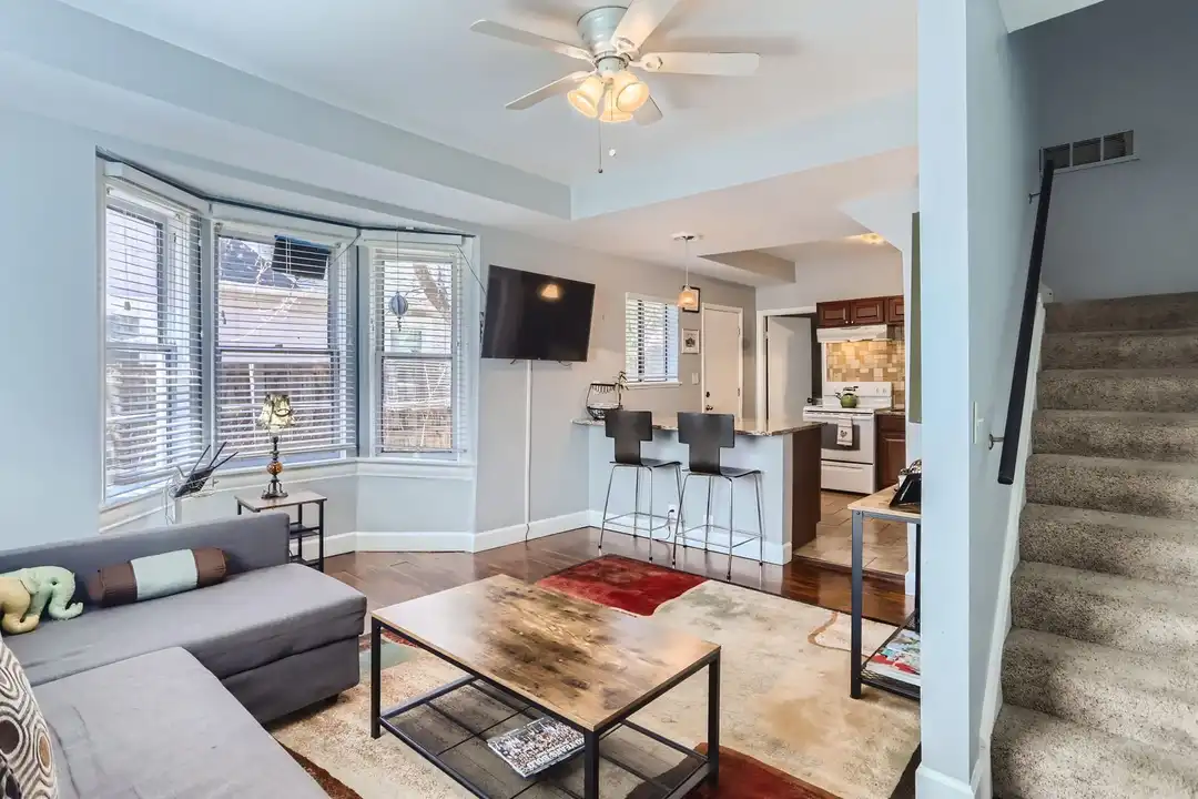 103 E Chester St unit A - More