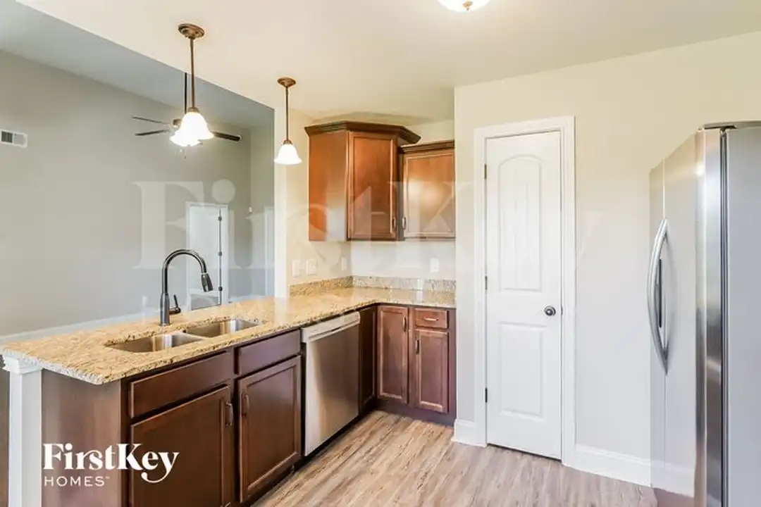 309 Liberty Bell Ln - View 6