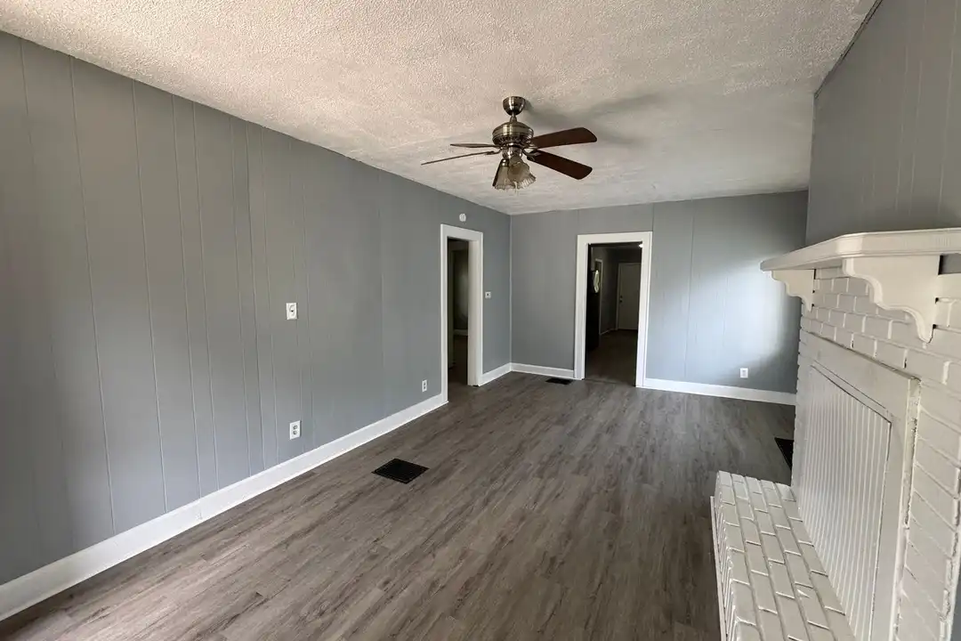 1529 Dawson St - View 3