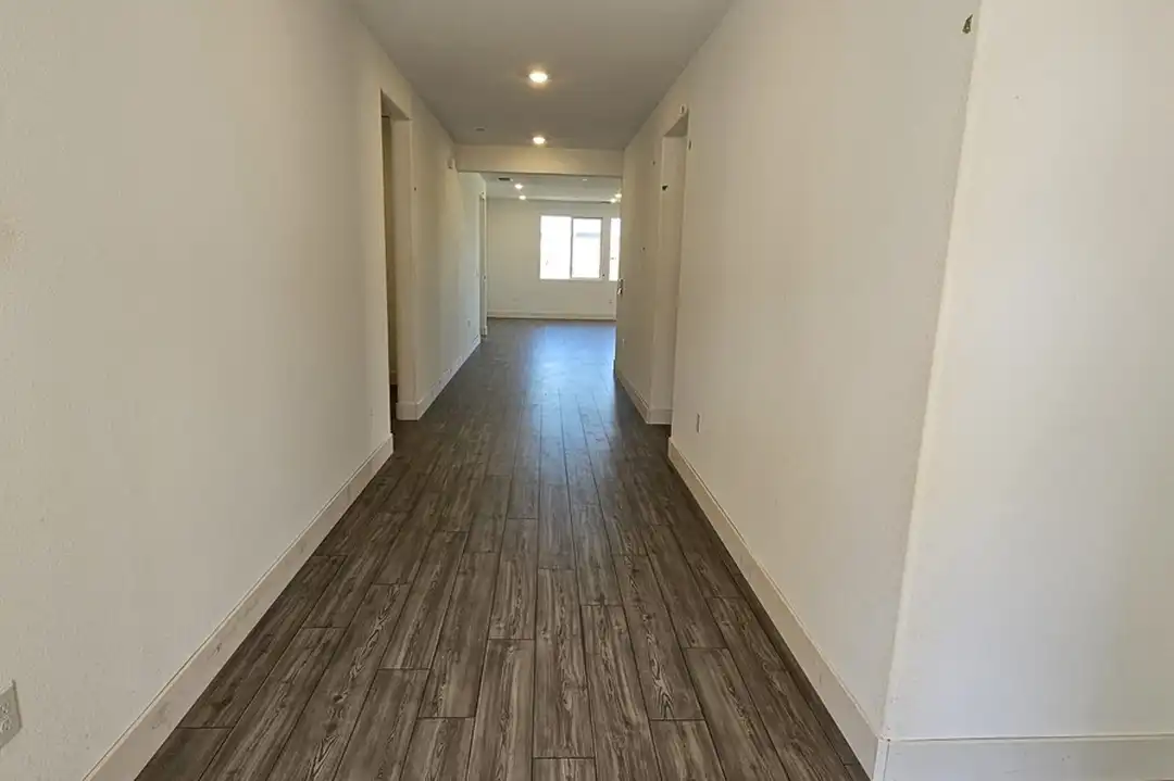 House in Manteca - More