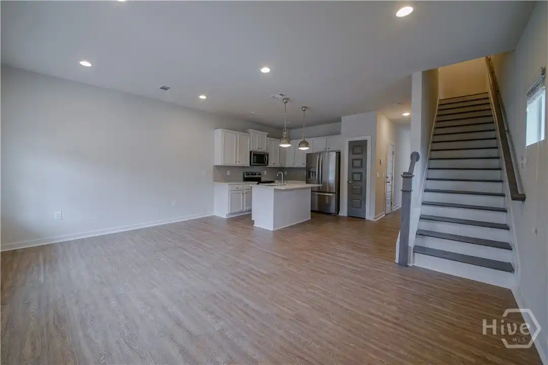 305 Lorien Way - View 6