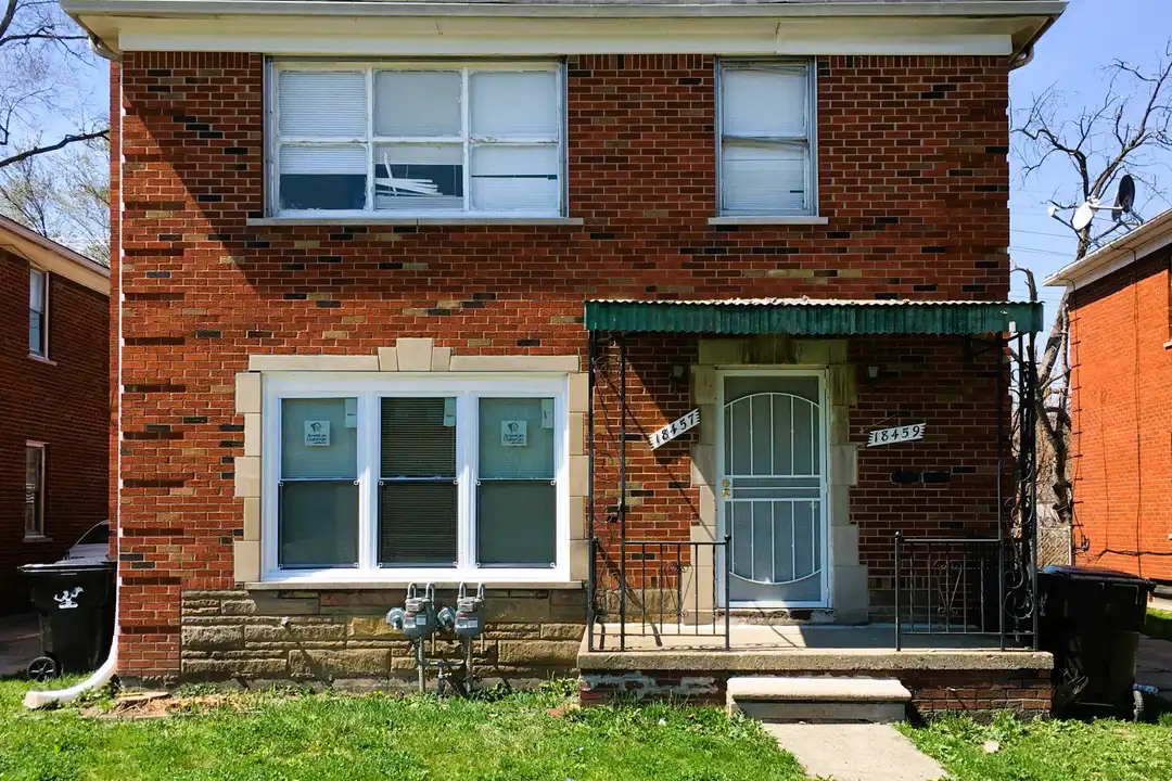 18457 Hoover St unit 57 – photo 1