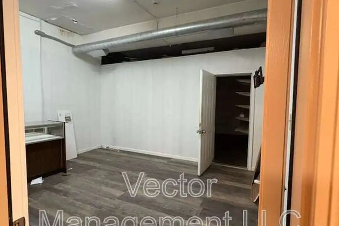 1158 Dixwell Ave unit B1 – photo 1 of 5
