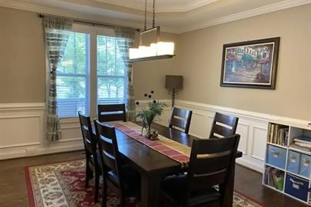 290 Quail Hollow - More