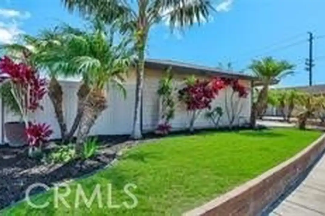 17452 Mayor Ln - View 2