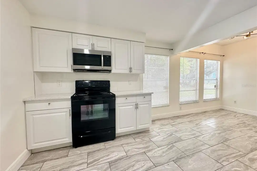 122 S Bulova Dr - View 4