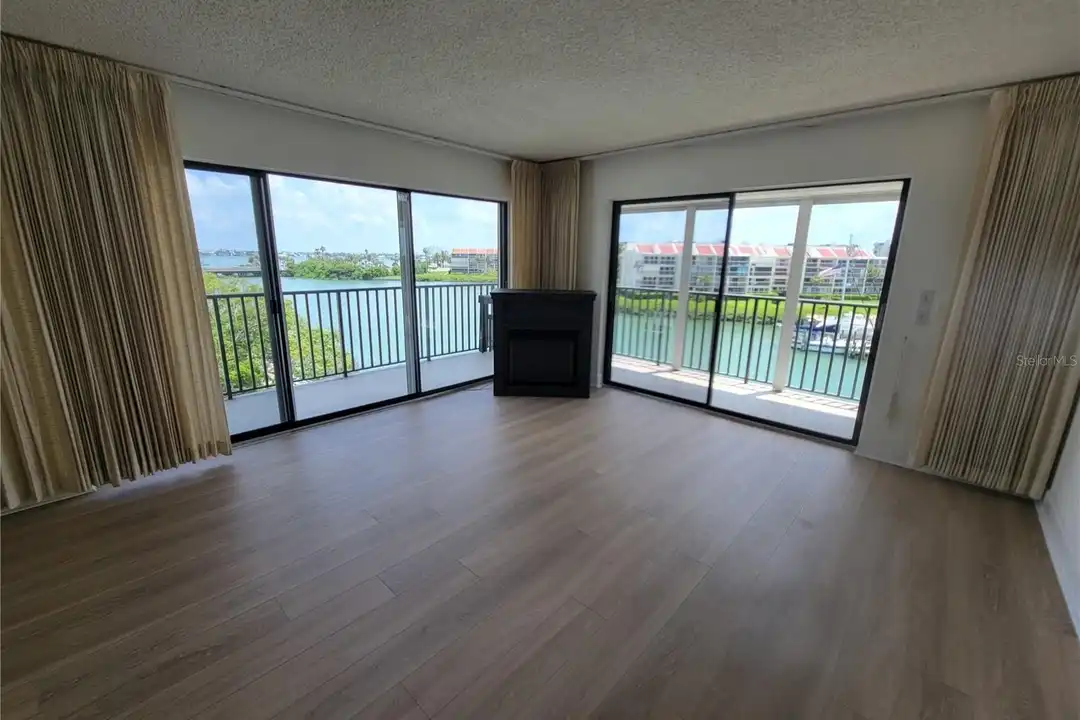 7600 Sun Island Dr S #408 - View 6