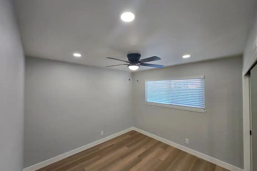 PARKWEST APARTMENTS – photo 1