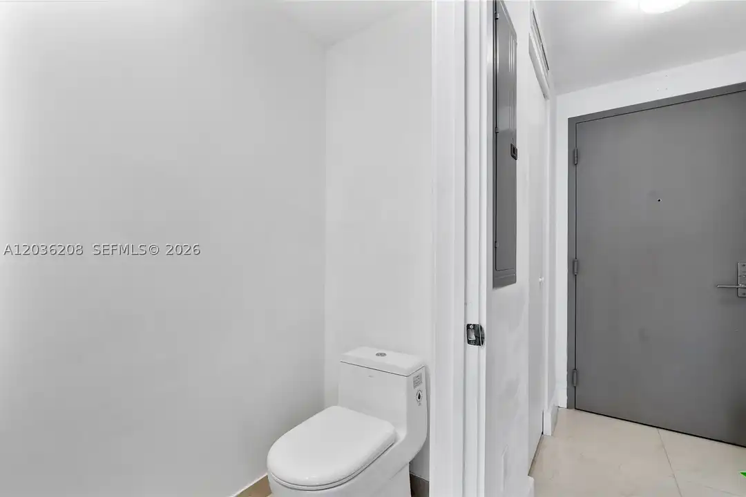 488 NE 18th St #1805 - View 6
