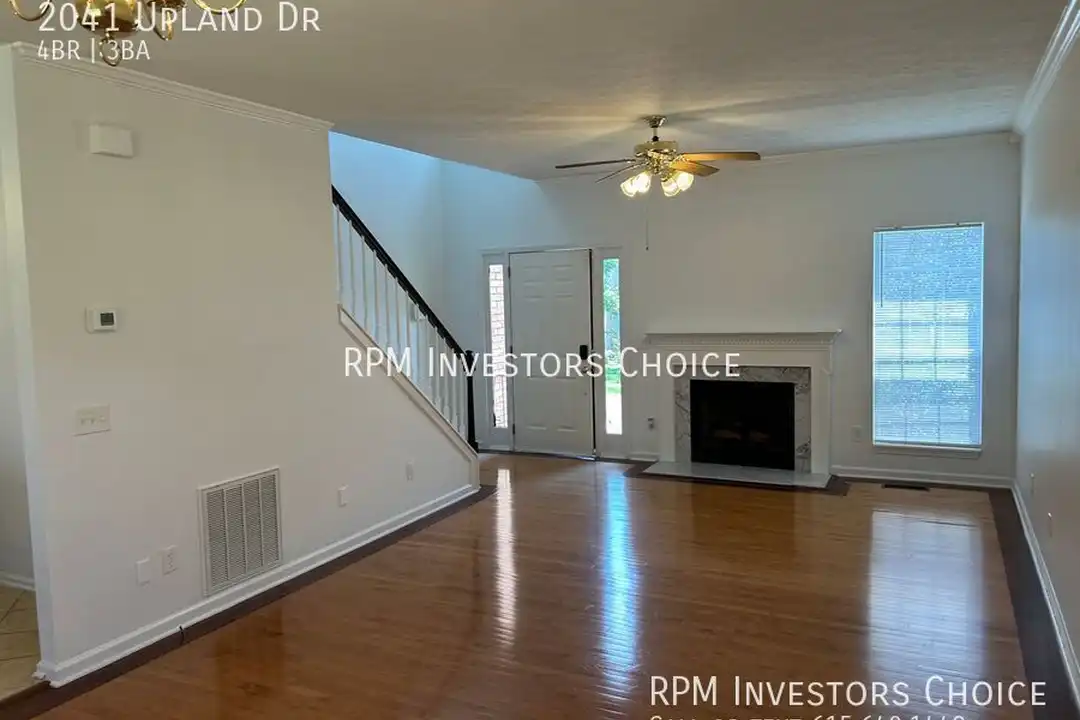 2041 Upland Dr - View 3