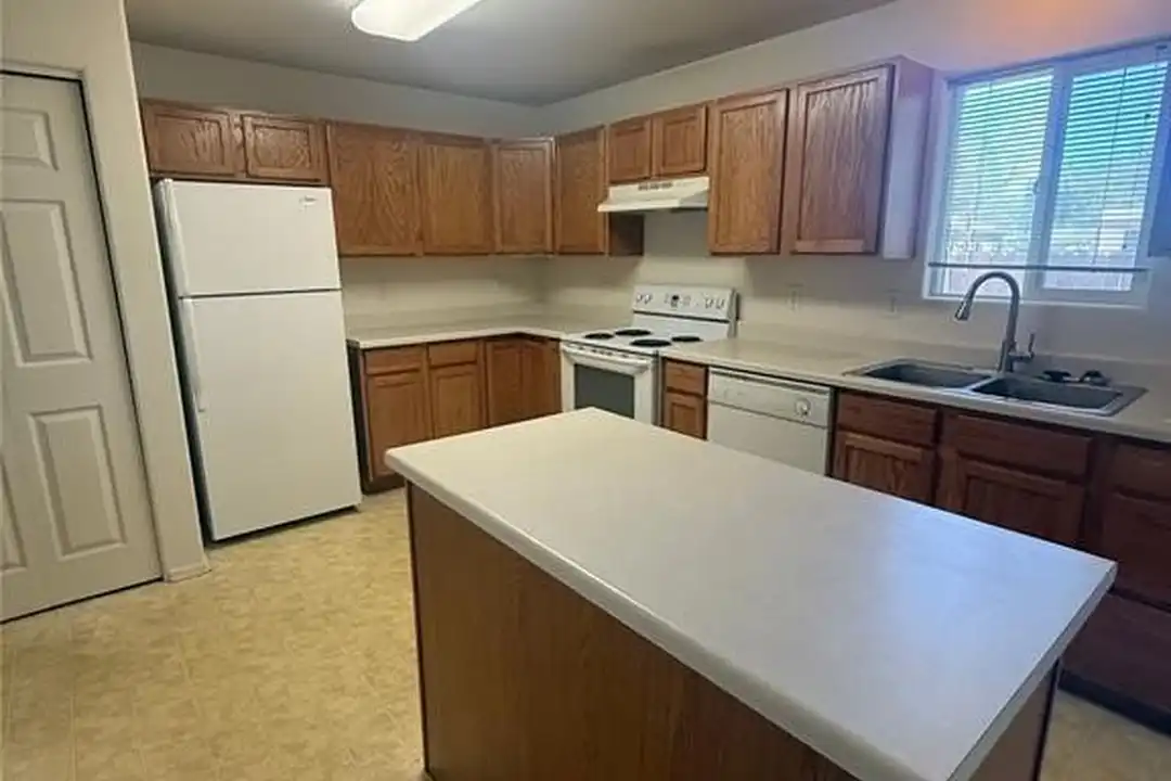 Apartment in Colorado Springs - View 4