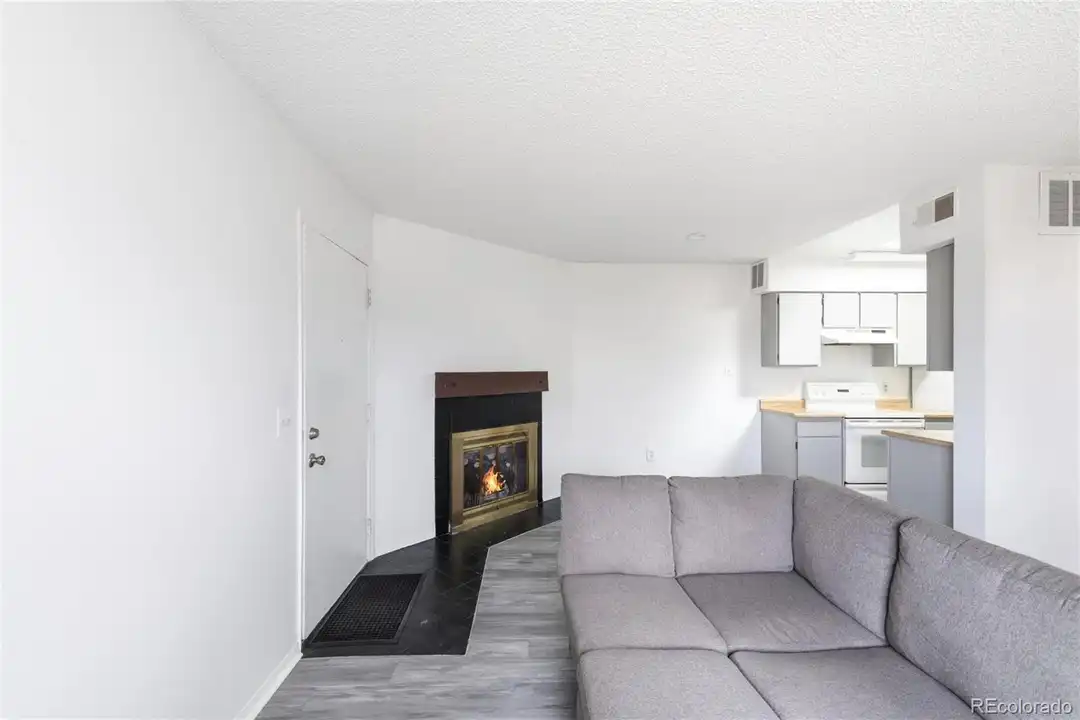 1830 Newland Ct unit 324 - View 6
